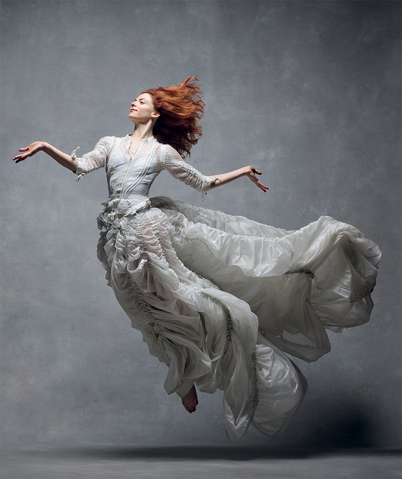 Ken Browar & Deborah Ory, Heather McGinley
50 x 42 in.
Paul Taylor Dance Company, silk parachute dress by Norma Kamali