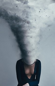 Flora Borsi -&nbsp;Esme available in 3 sizes